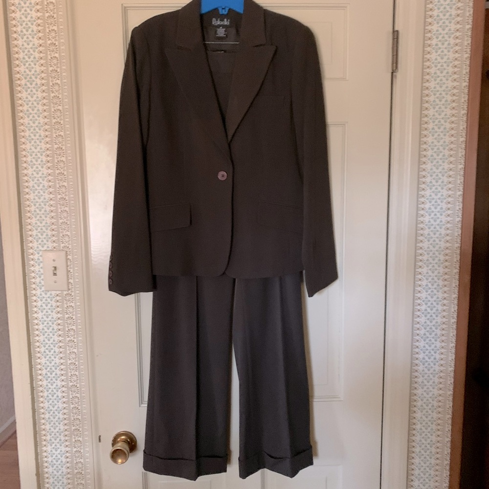 Rafella brown pant suit Sz 10